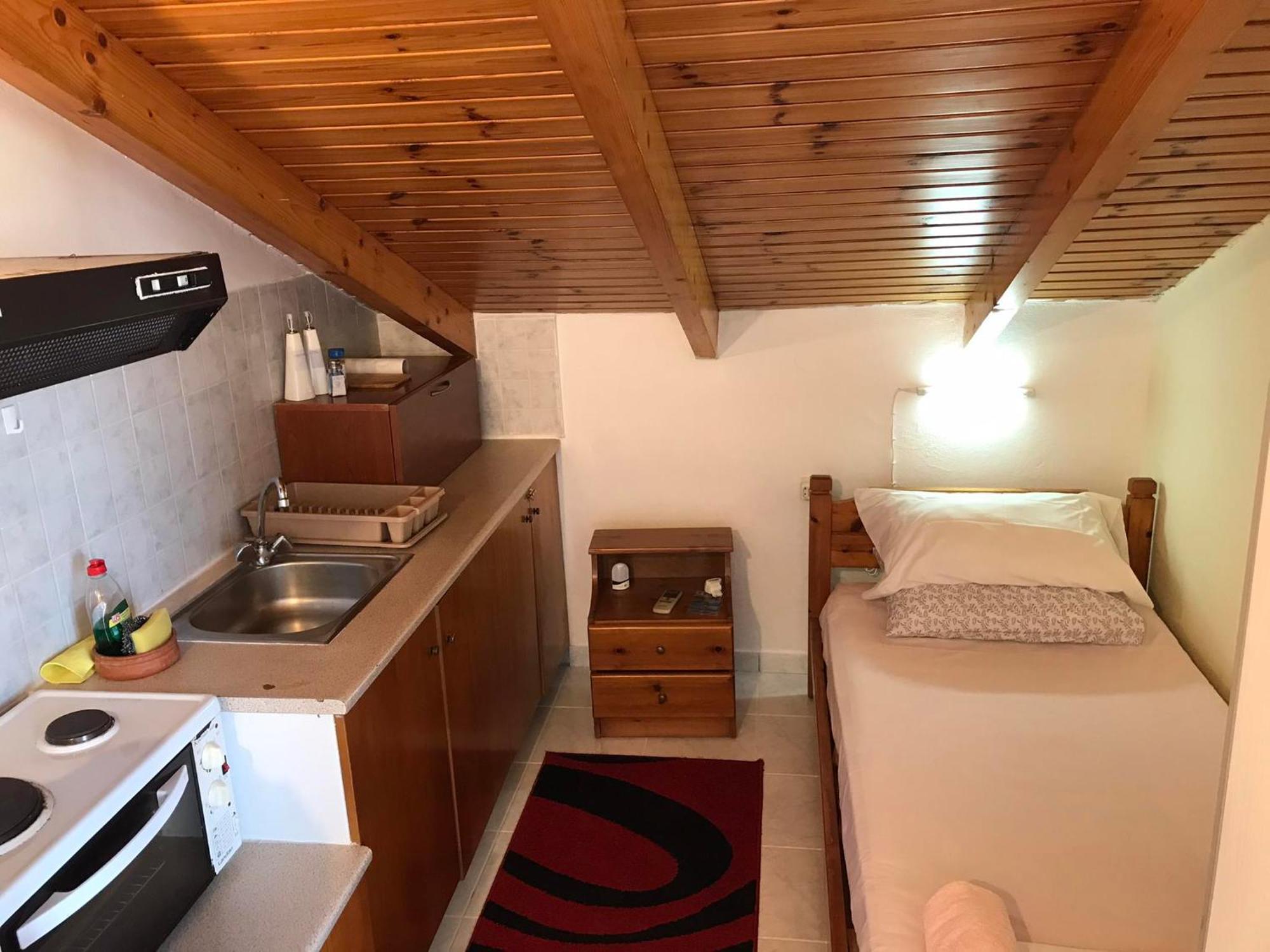 Ion Apartments Messolonghi Single Bed Room Mountain View Loft Mesolóngion エクステリア 写真